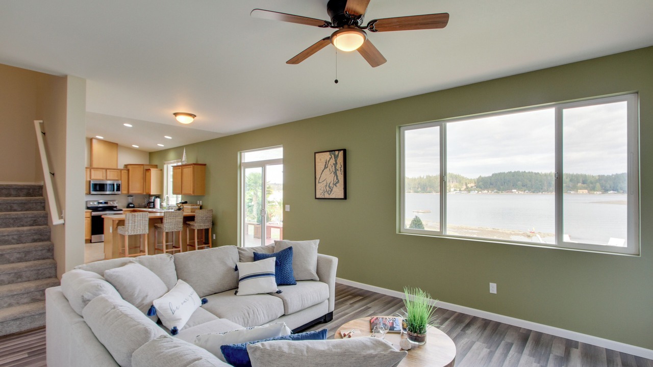 Photo of Livingroom in Allyn