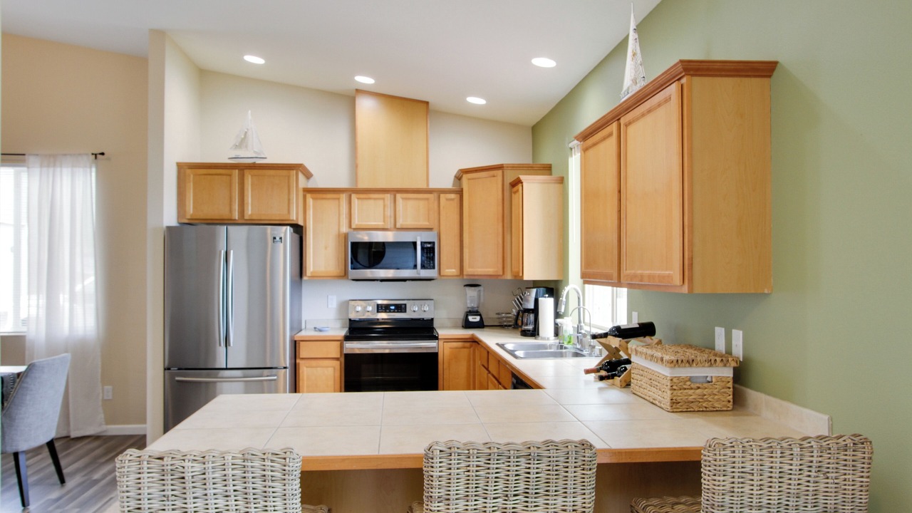 Photo of Others in Allyn