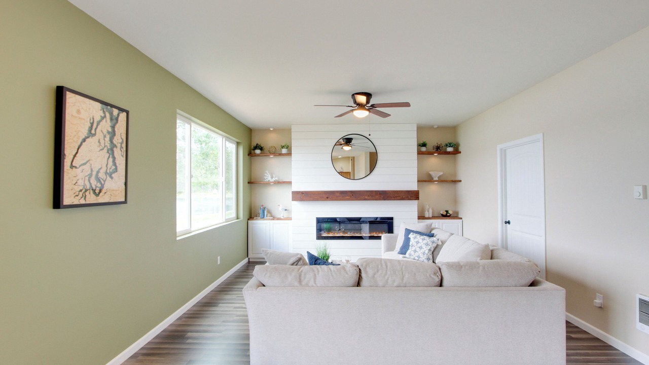 Photo of Livingroom in Allyn