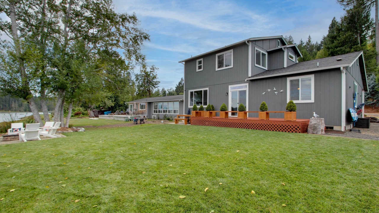 Photo of Others in Allyn