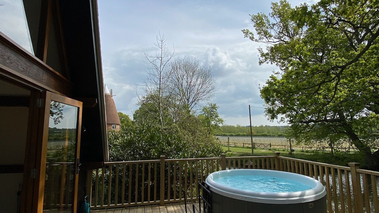 Photo of Others in Ewhurst Green