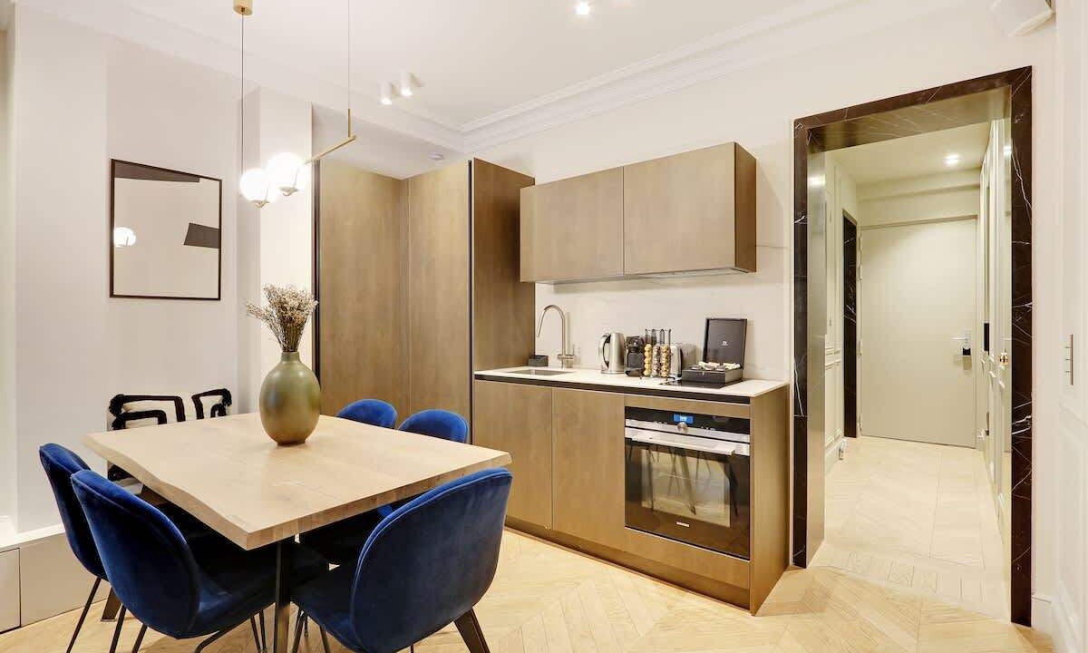 Photo of Kitchen in 8th Arrondissement