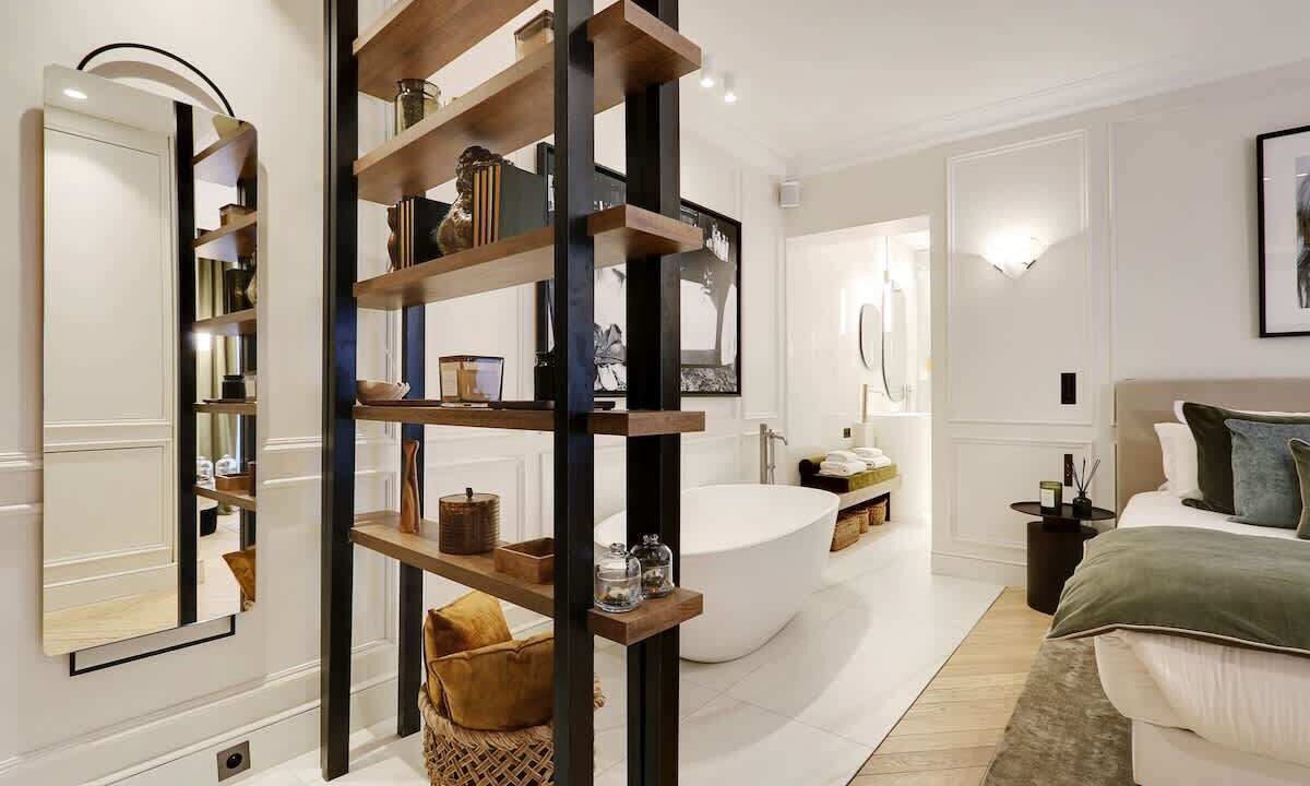 Photo of Bedroom in 8th Arrondissement