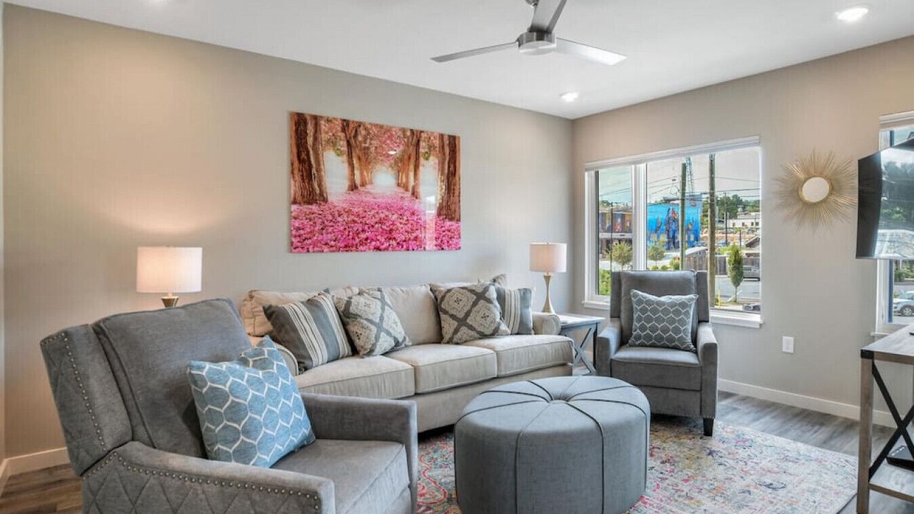 Photo of Livingroom in Asheville