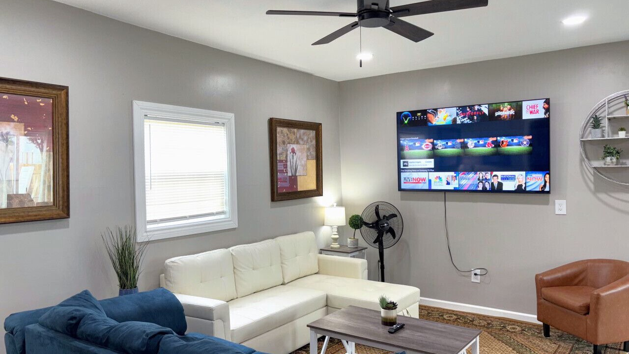 Photo of Livingroom in Buffalo