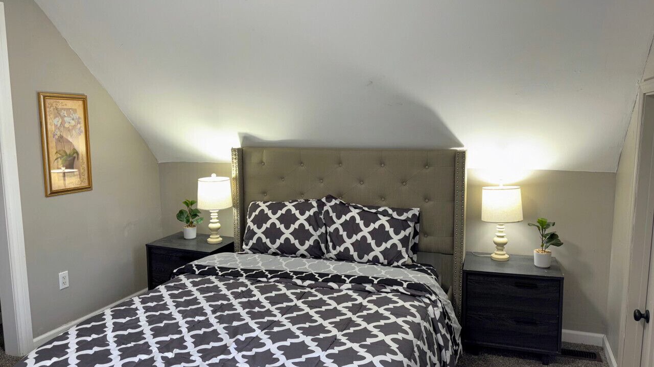 Photo of Bedroom in Buffalo