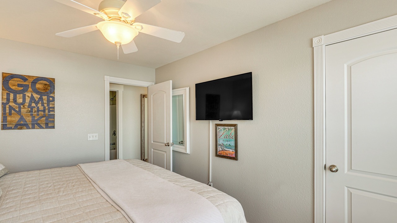 Photo of Bedroom in Lake Ozark