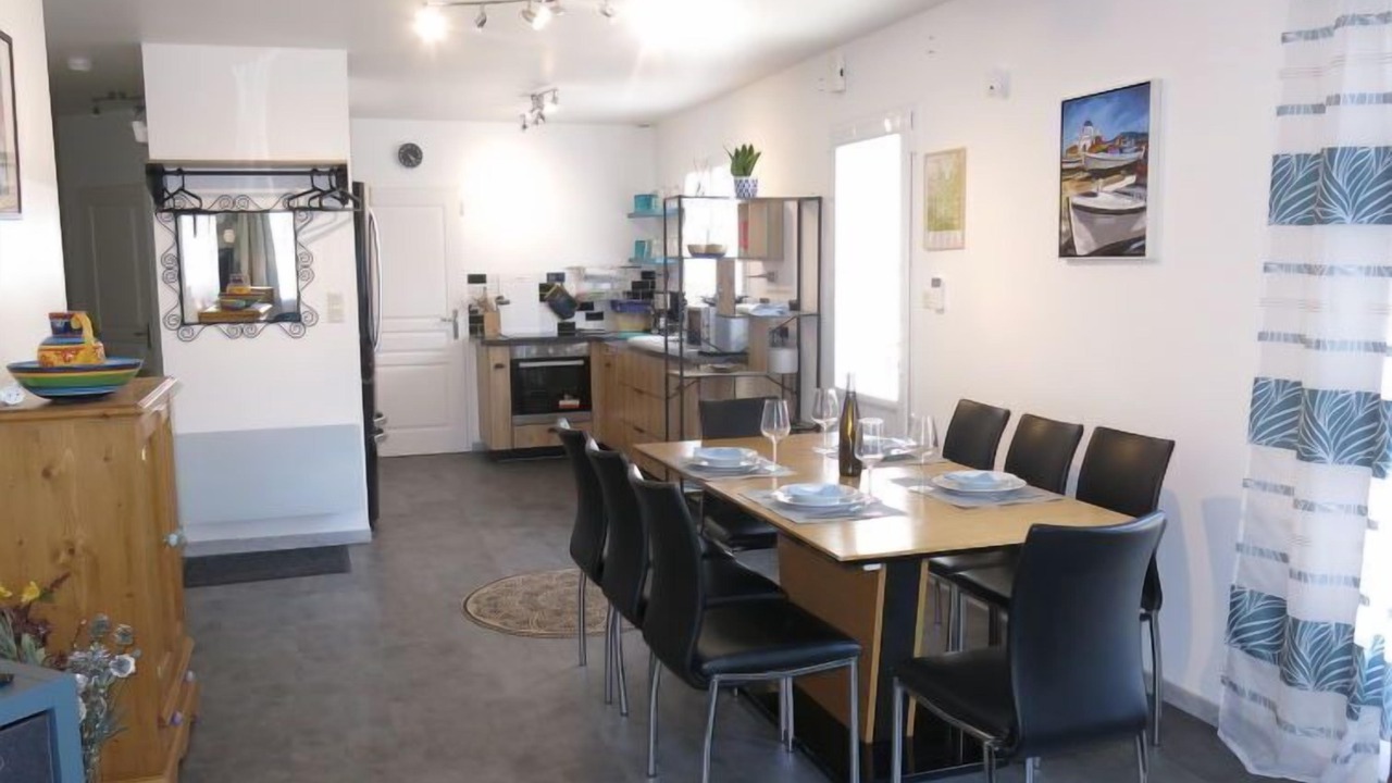 Photo of Bedroom in Moutiers-les-Mauxfaits