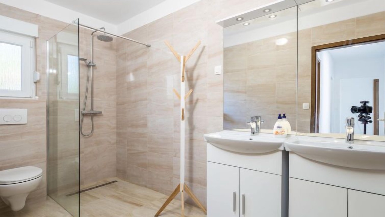 Photo of Bathroom in Pinezici
