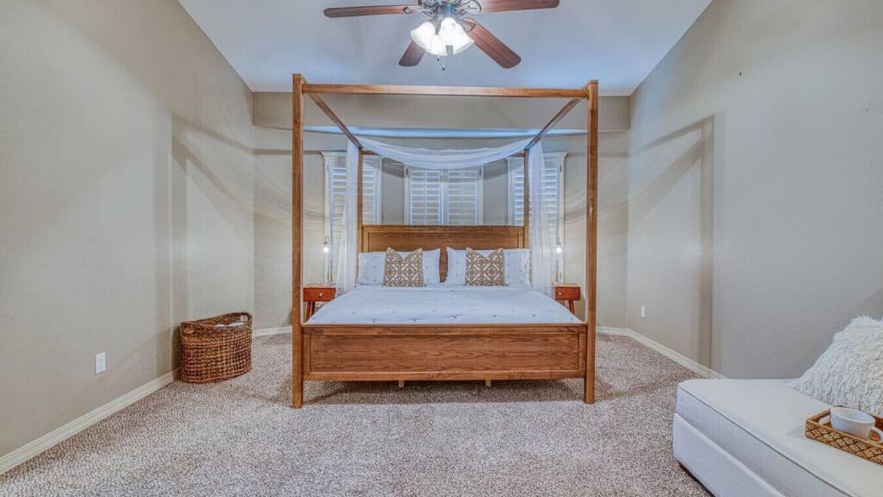 Photo of Bedroom in Biggs Field