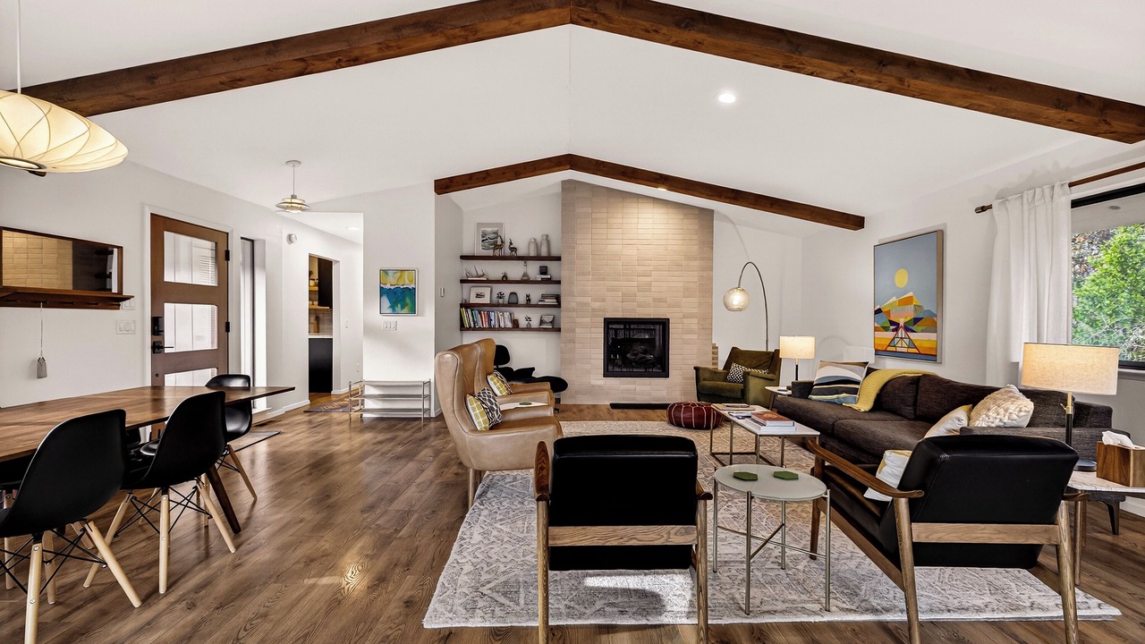 Photo of Livingroom in Grass Valley