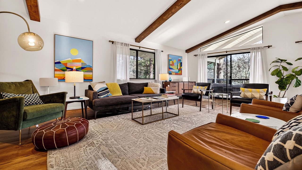 Photo of Livingroom in Grass Valley