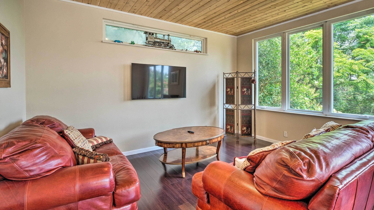 Photo of Bedroom in Apache Shores