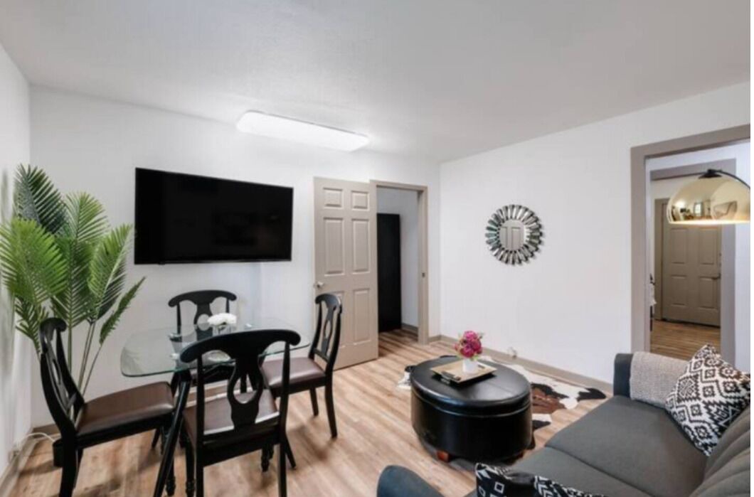 Photo of Livingroom in Olmos Park