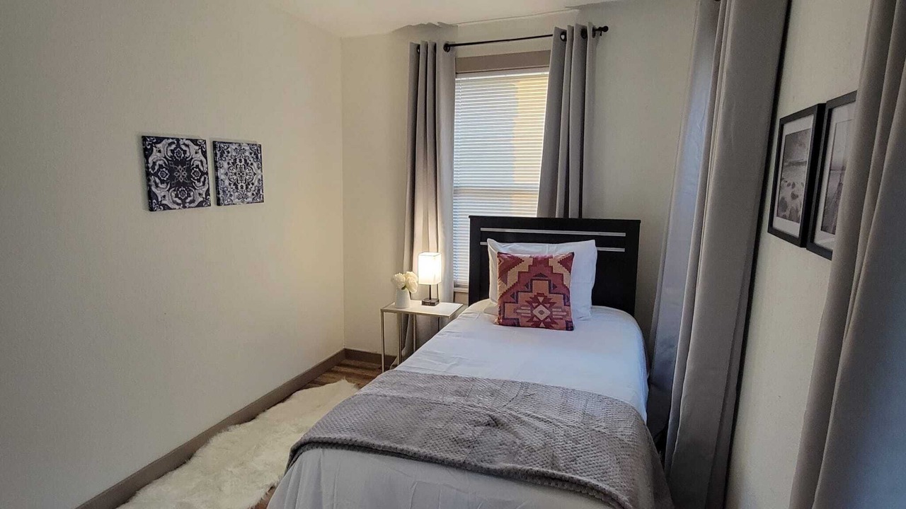 Photo of Bedroom in Olmos Park