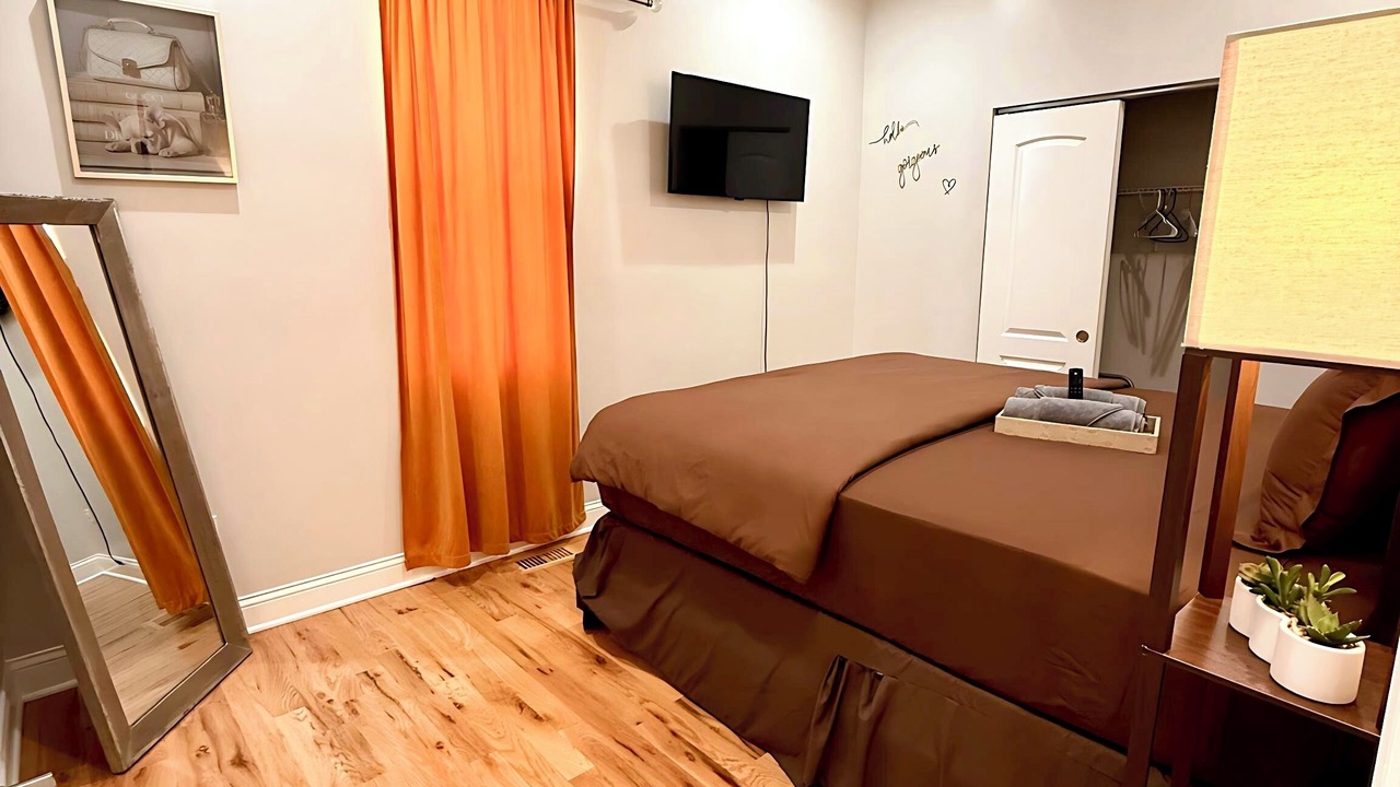 Photo of Bedroom in Grand Boulevard