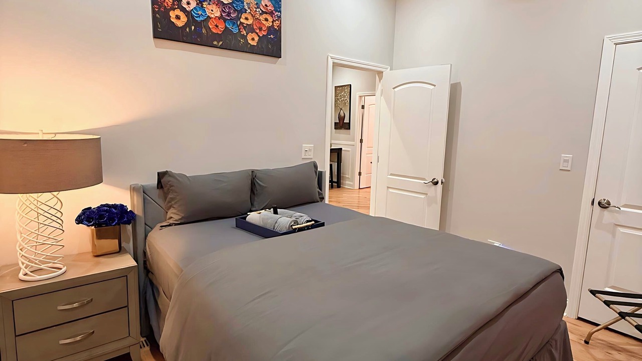 Photo of Bedroom in Grand Boulevard
