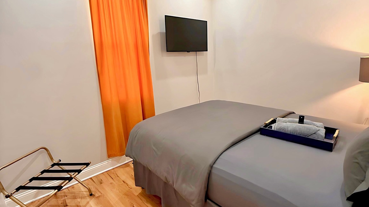 Photo of Bedroom in Grand Boulevard