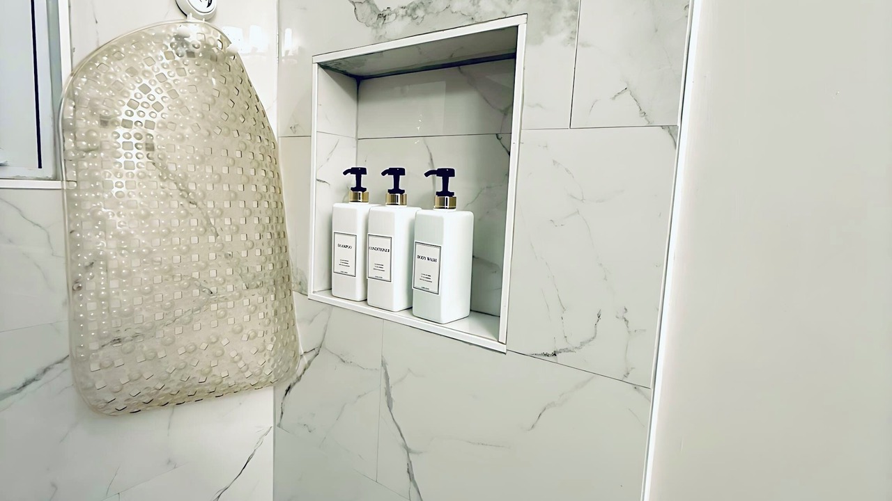 Photo of Bathroom in Grand Boulevard