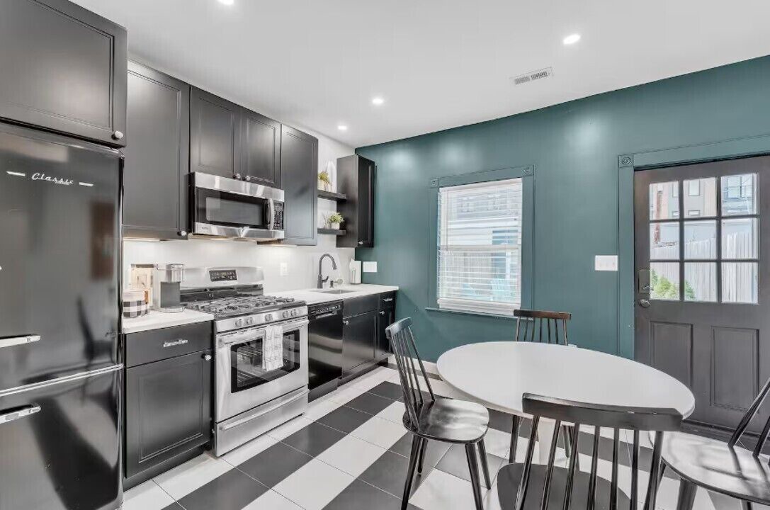 Photo of Kitchen in Old Town West