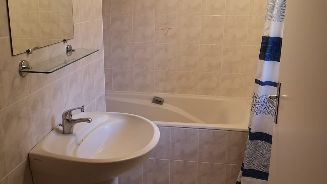 Photo of Bathroom in Golfech