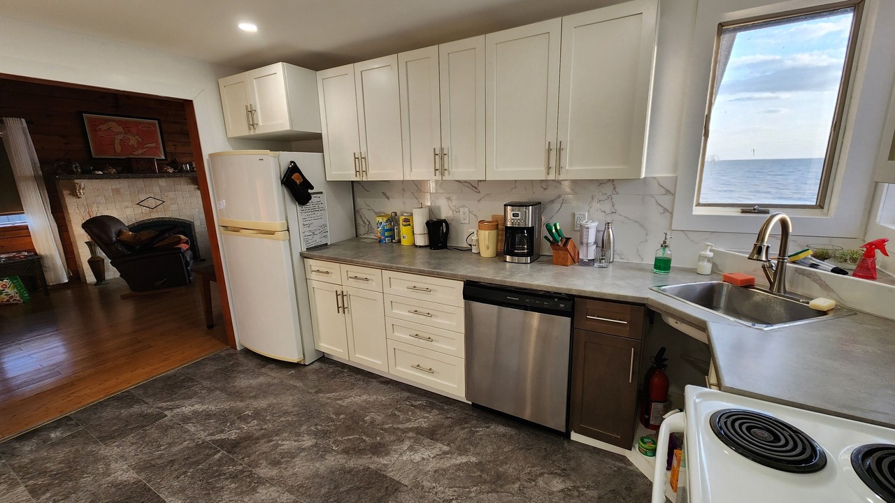 Photo of Kitchen in Amherstburg
