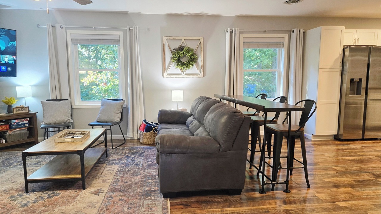 Photo of Livingroom in Forest