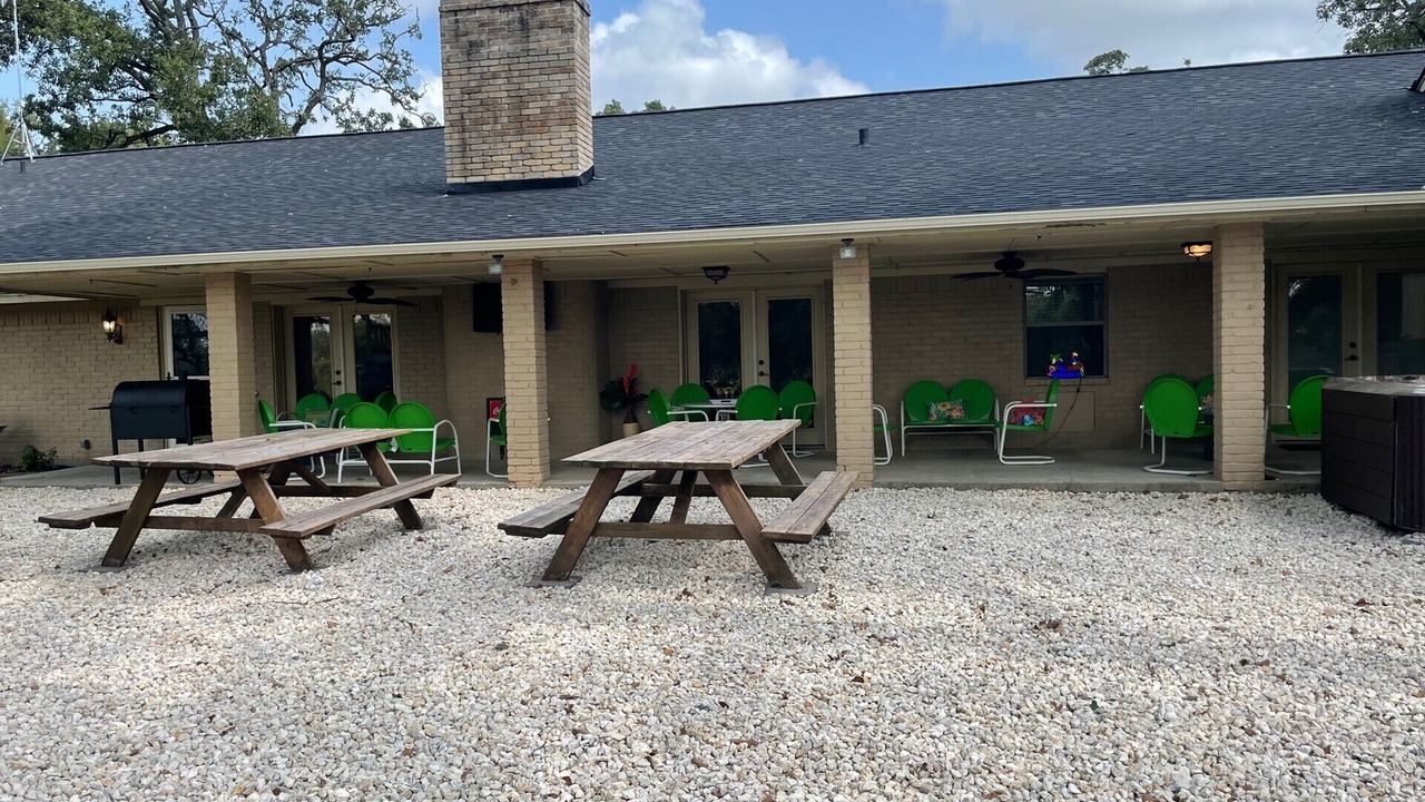 Photo of Outdoor in Bryan