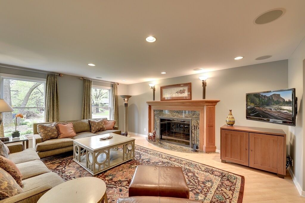 Photo of Livingroom in Golden Valley