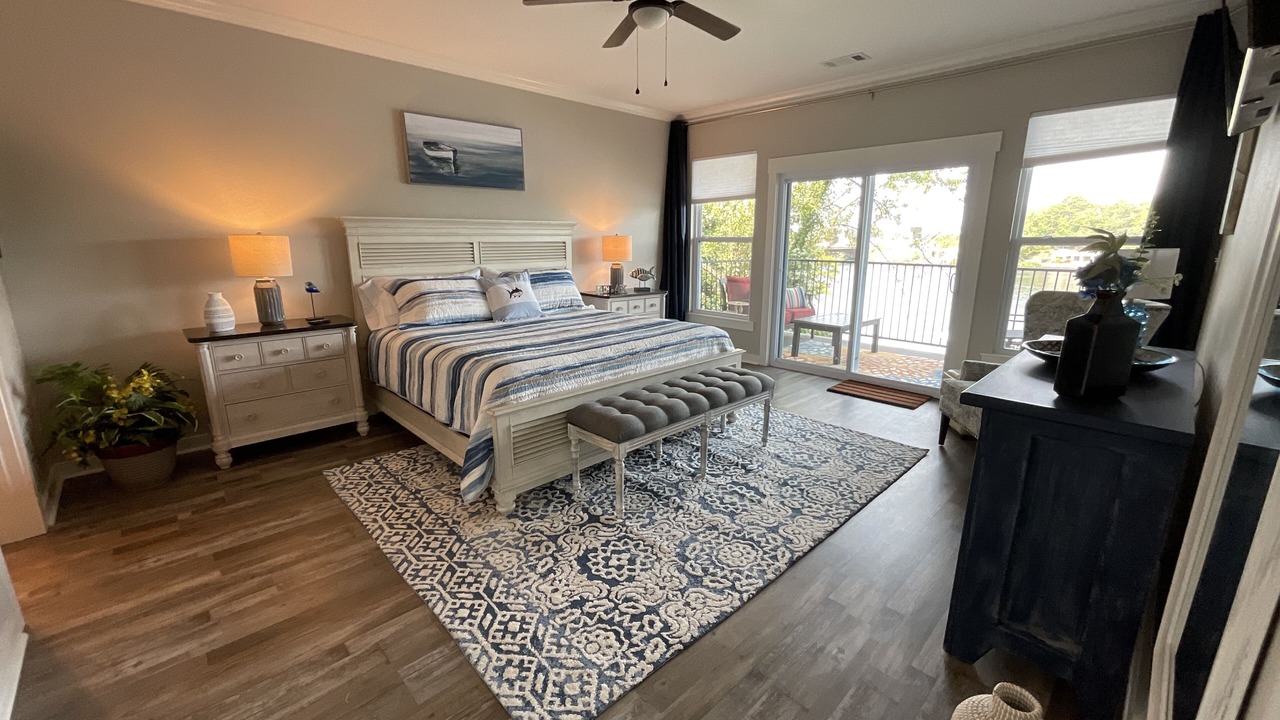 Photo of Bedroom in Lake Hamilton
