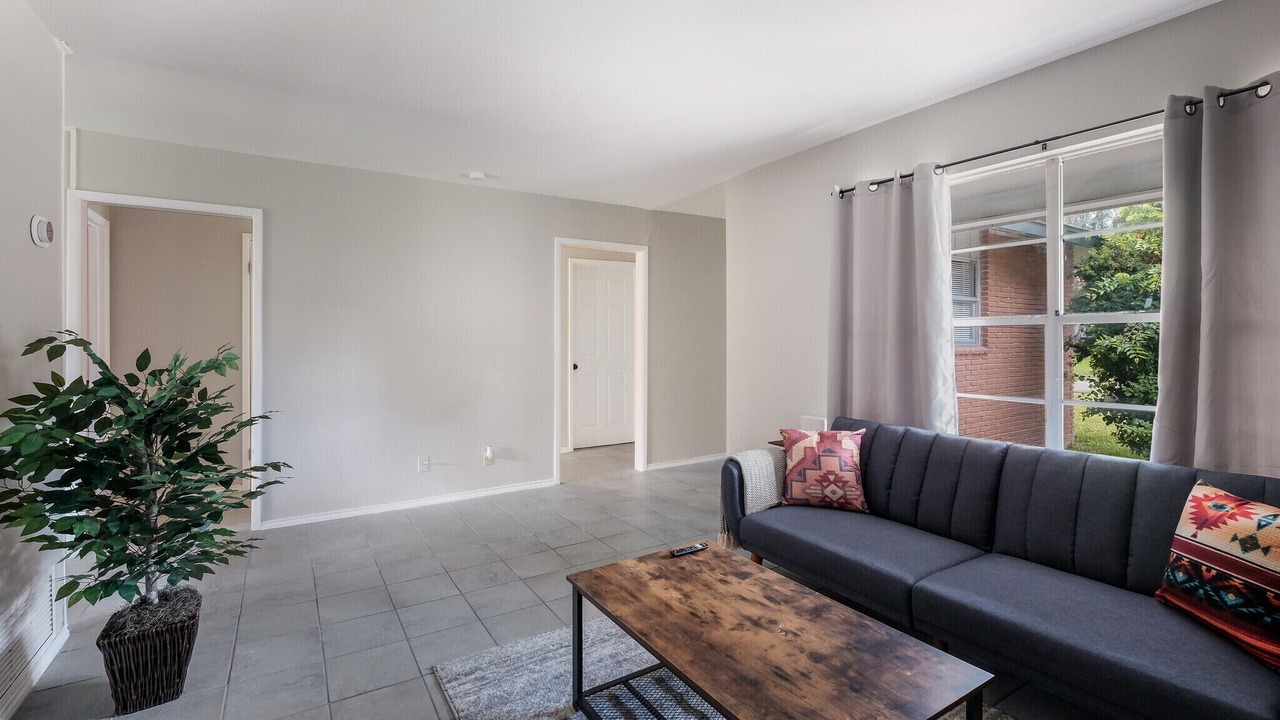Photo of Livingroom in Lackland Terrace