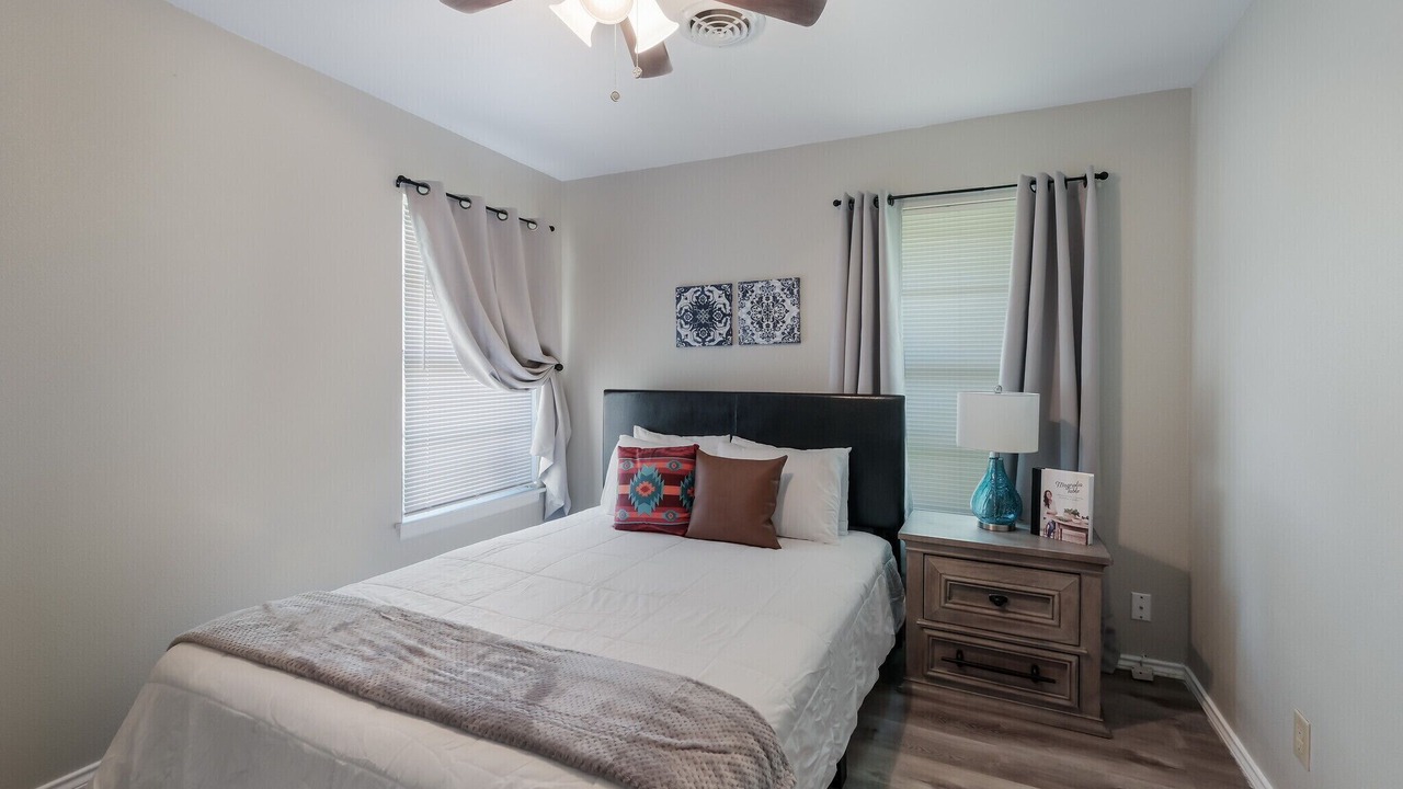 Photo of Bedroom in Lackland Terrace