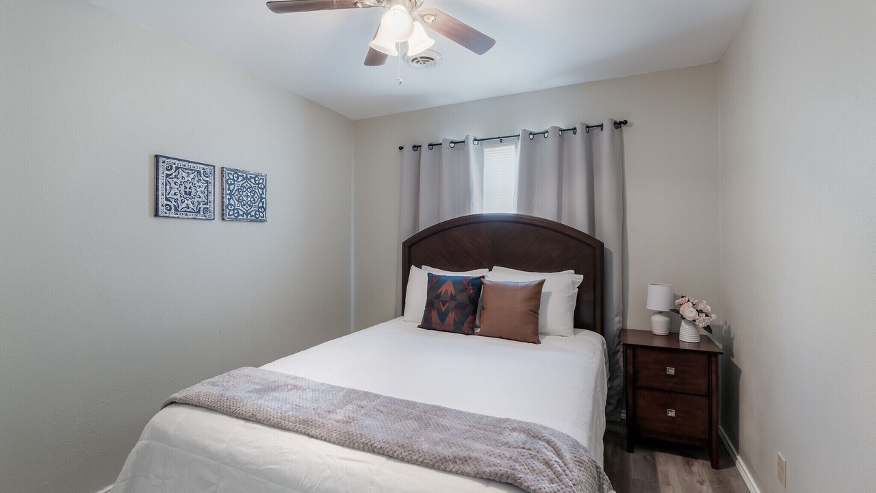 Photo of Bedroom in Lackland Terrace