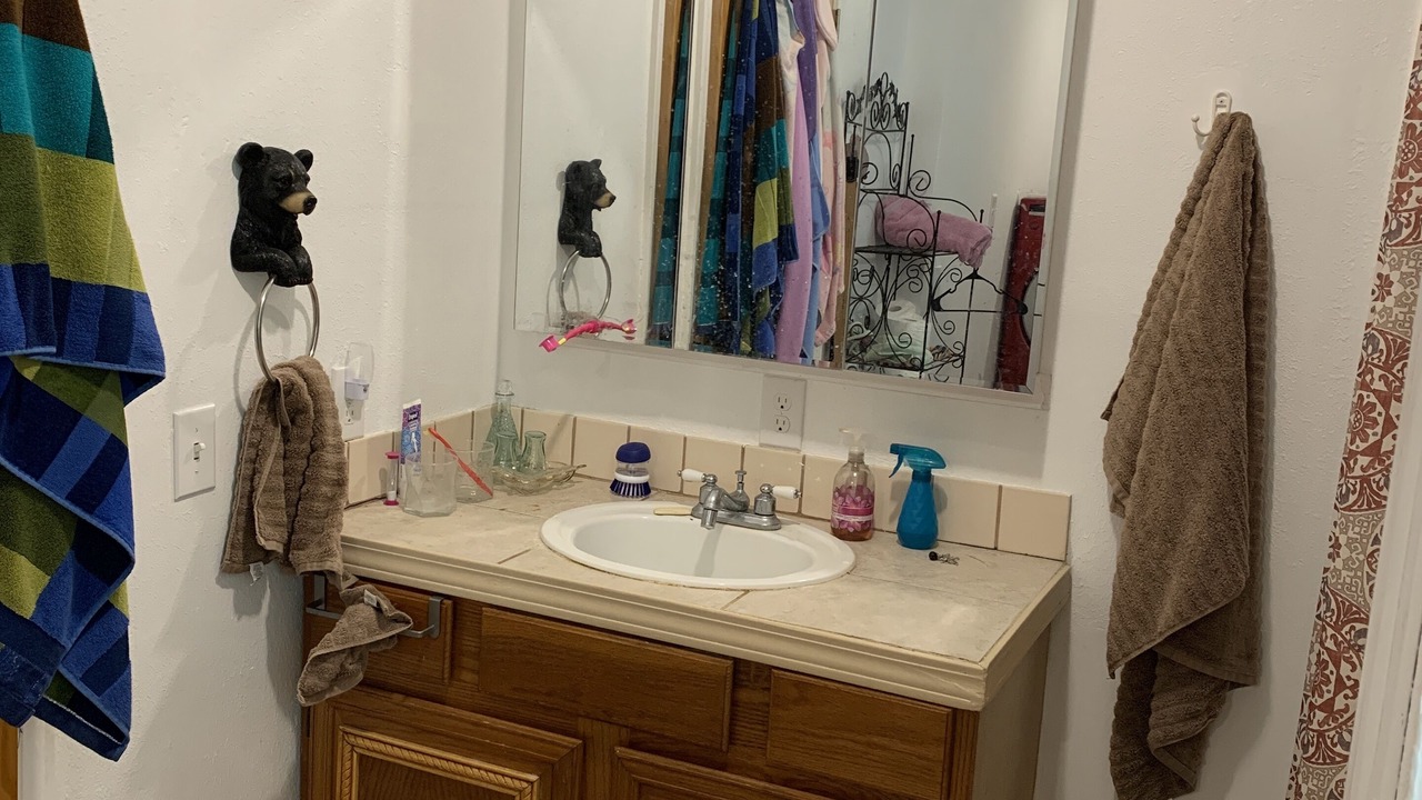 Photo of Bathroom in Hillister