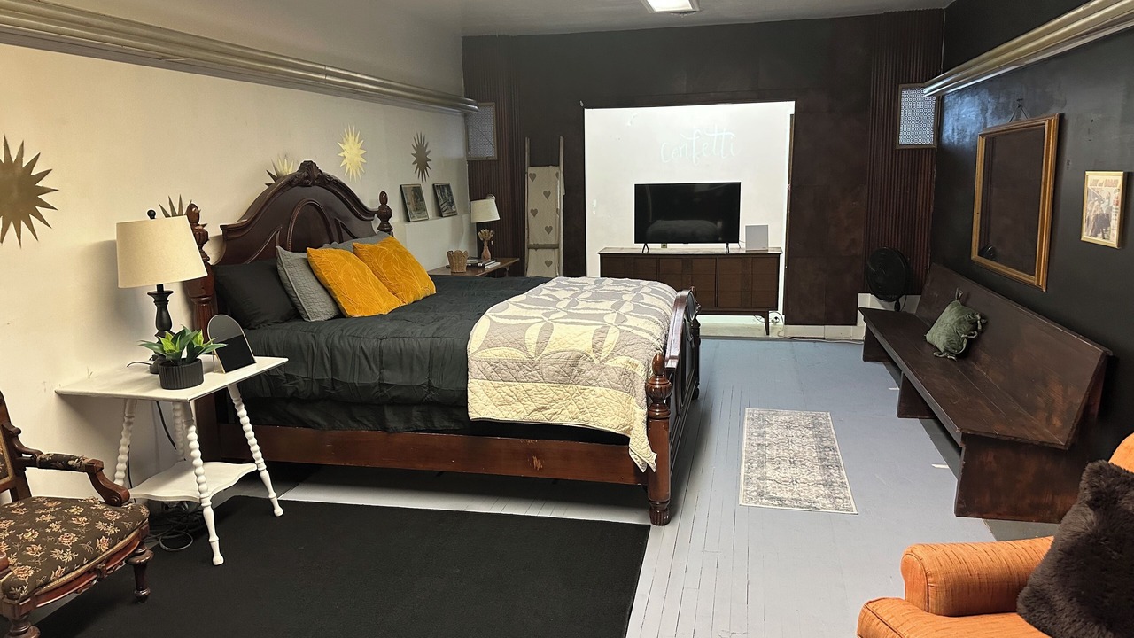 Photo of Bedroom in Webb City