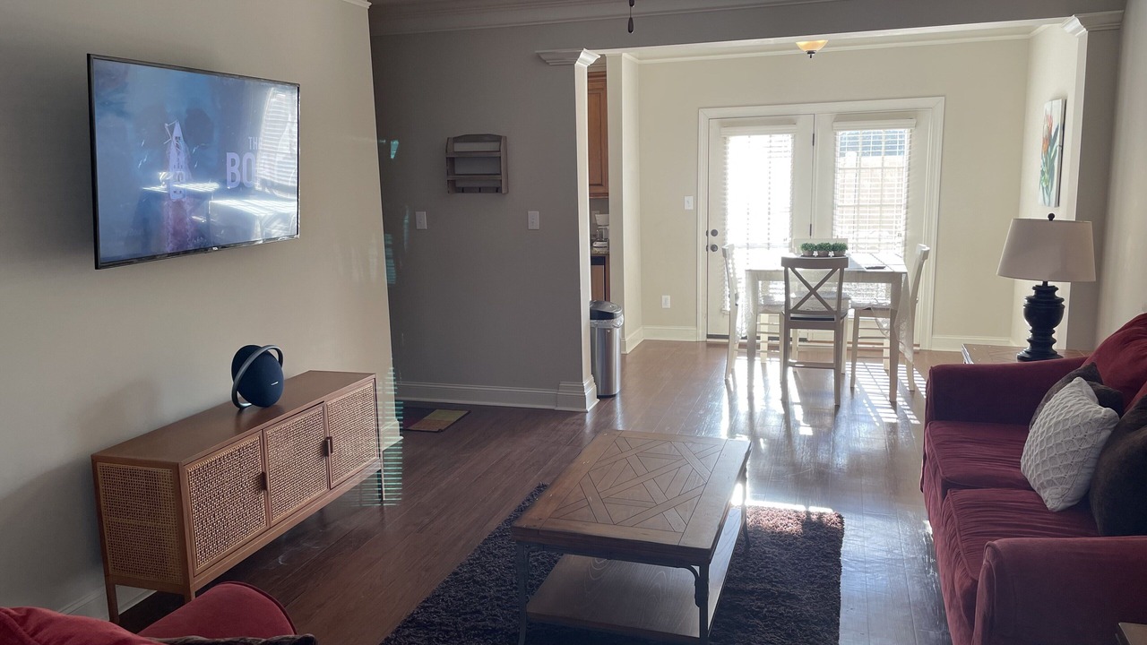 Photo of Livingroom in Huntsville