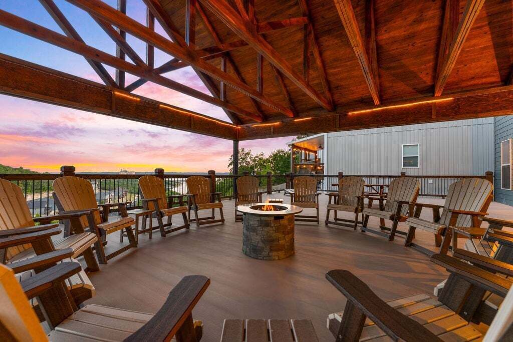 Photo of Patio Balcony in Table Rock