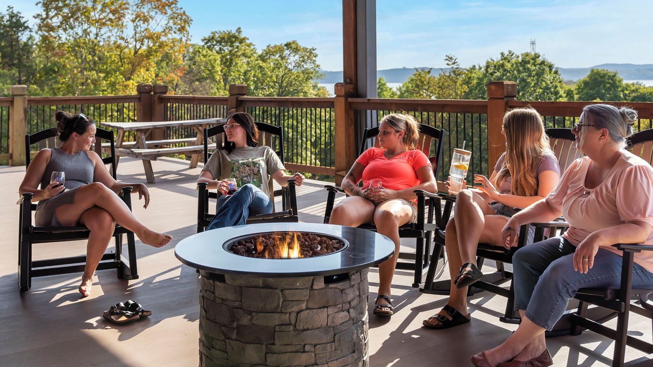 Photo of Patio Balcony in Table Rock
