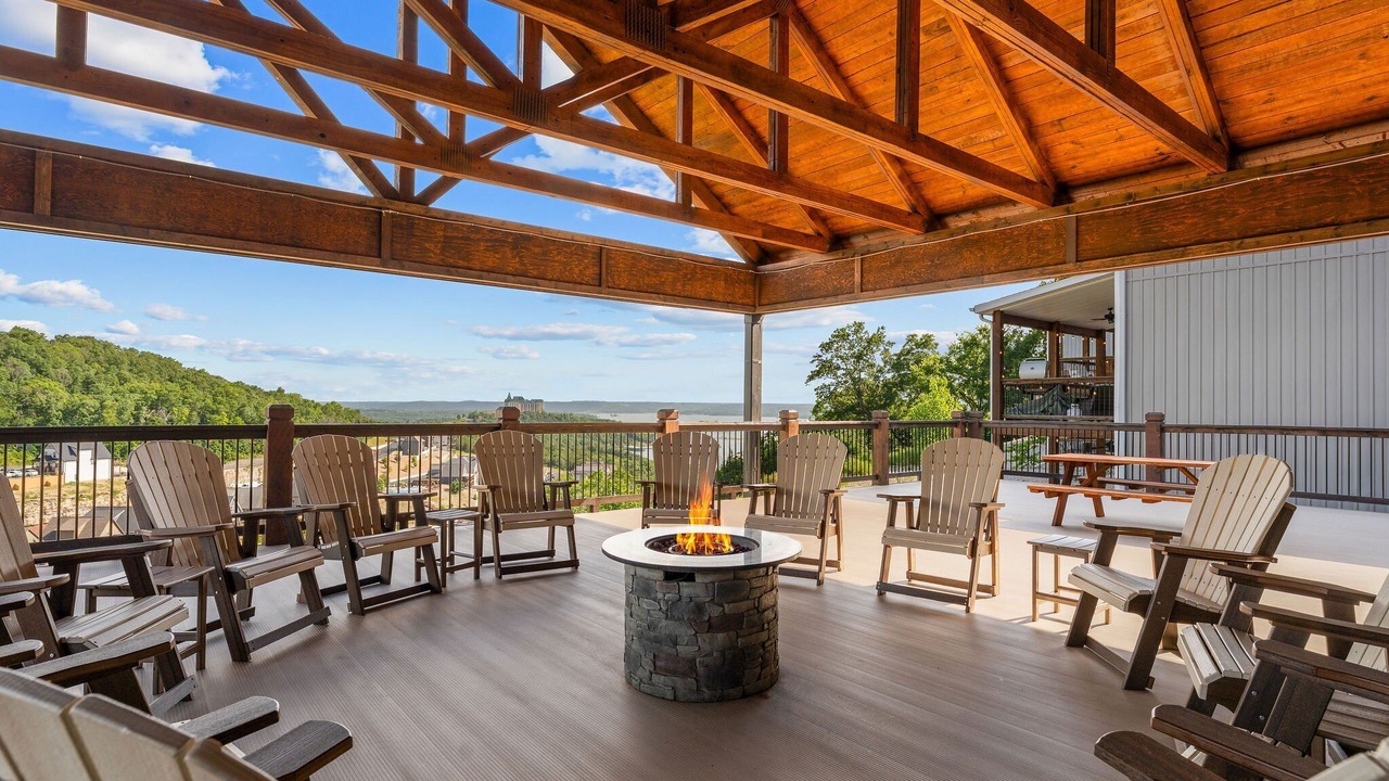 Photo of Patio Balcony in Table Rock