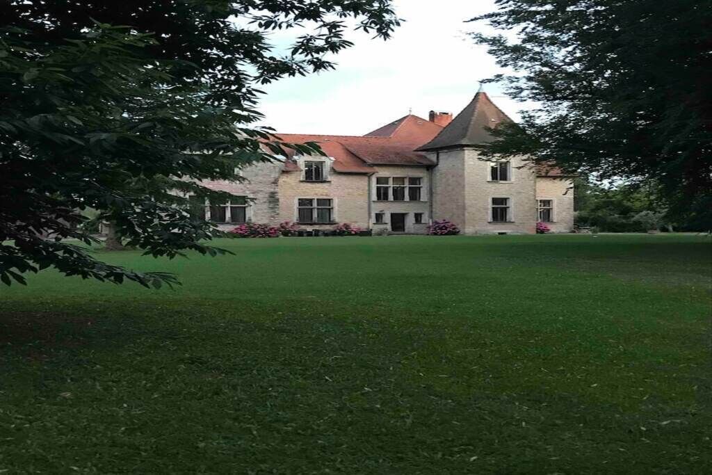Photo of Outdoor in Saint-Clair-de-la-Tour