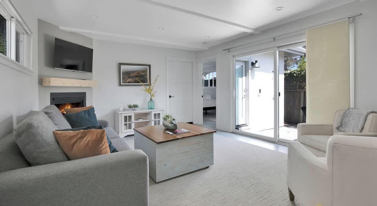 Photo of Livingroom in Opal Cliffs