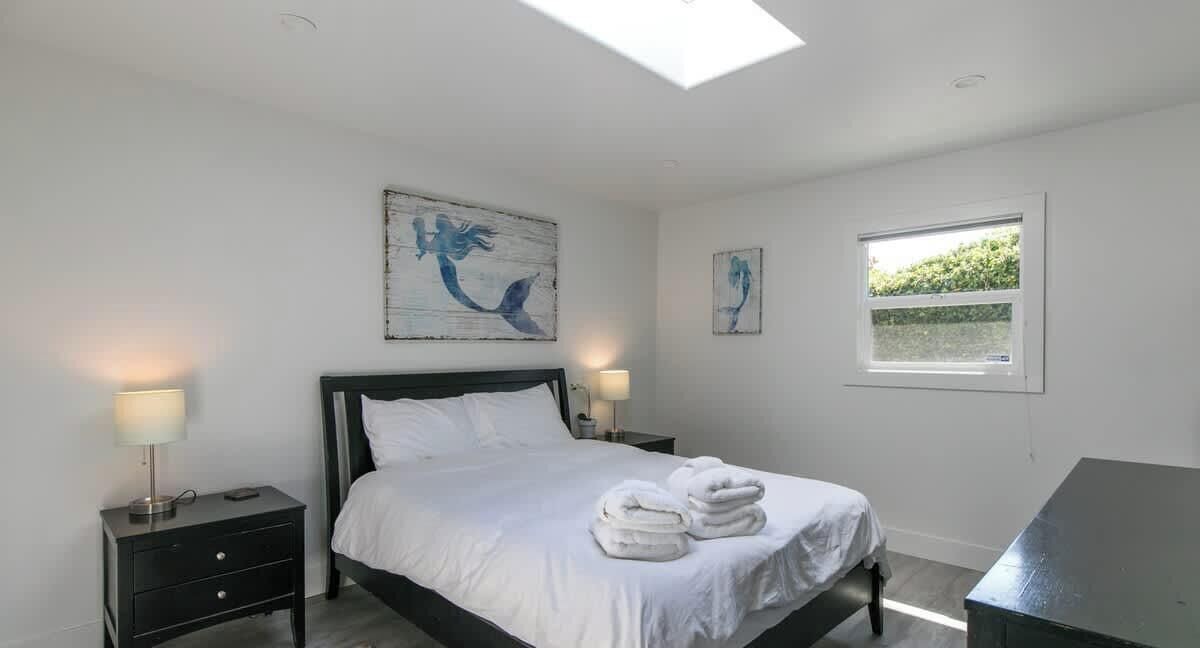 Photo of Bedroom in Opal Cliffs