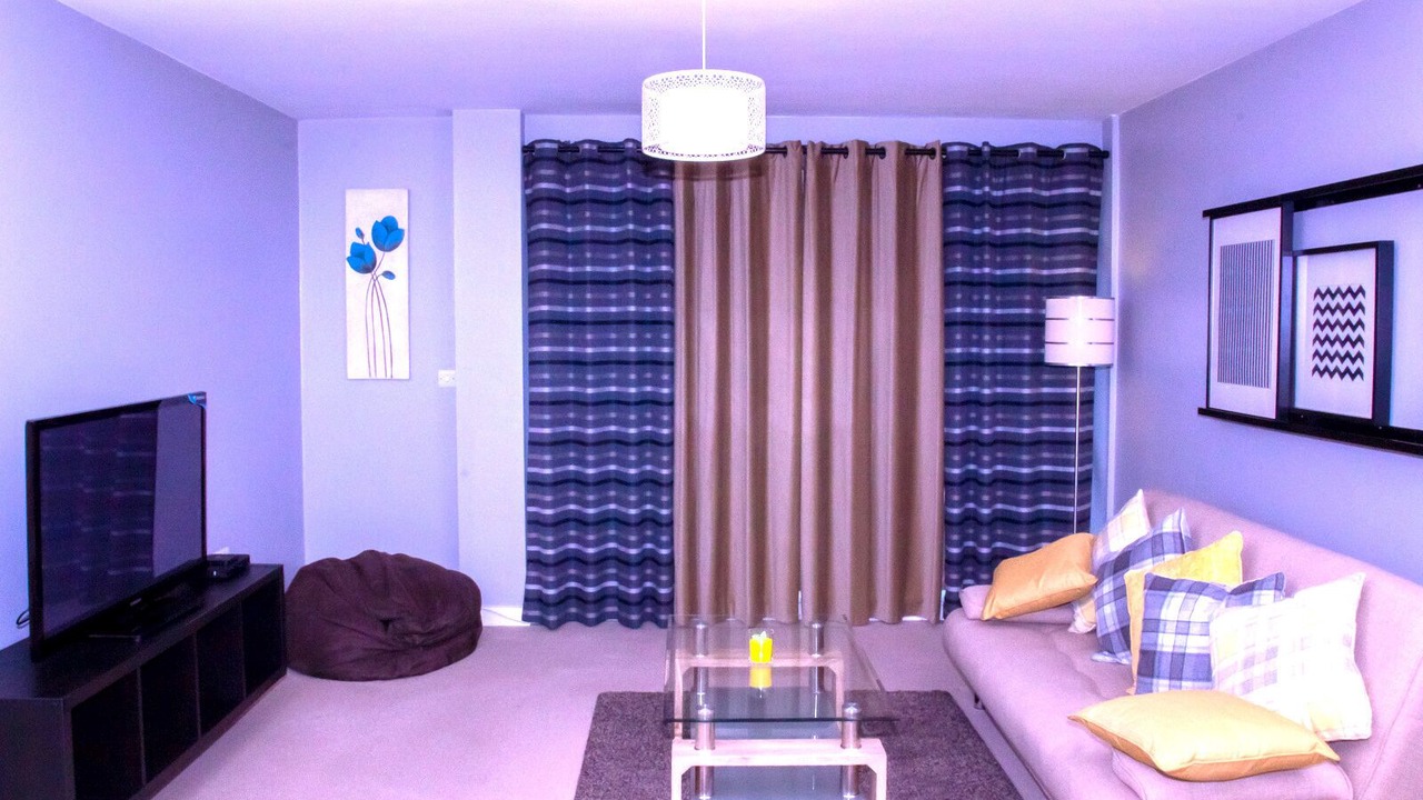 Photo of Livingroom in Coventry City Centre