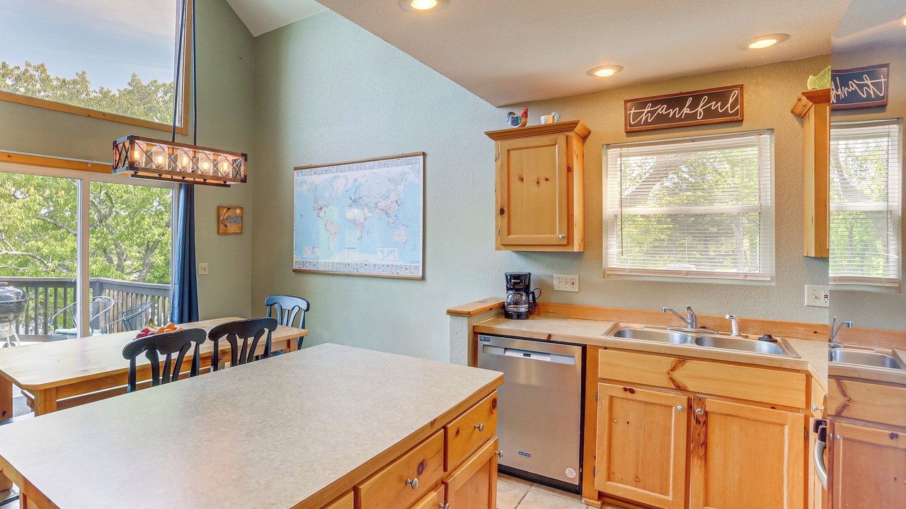 Photo of Kitchen in Kimberling City