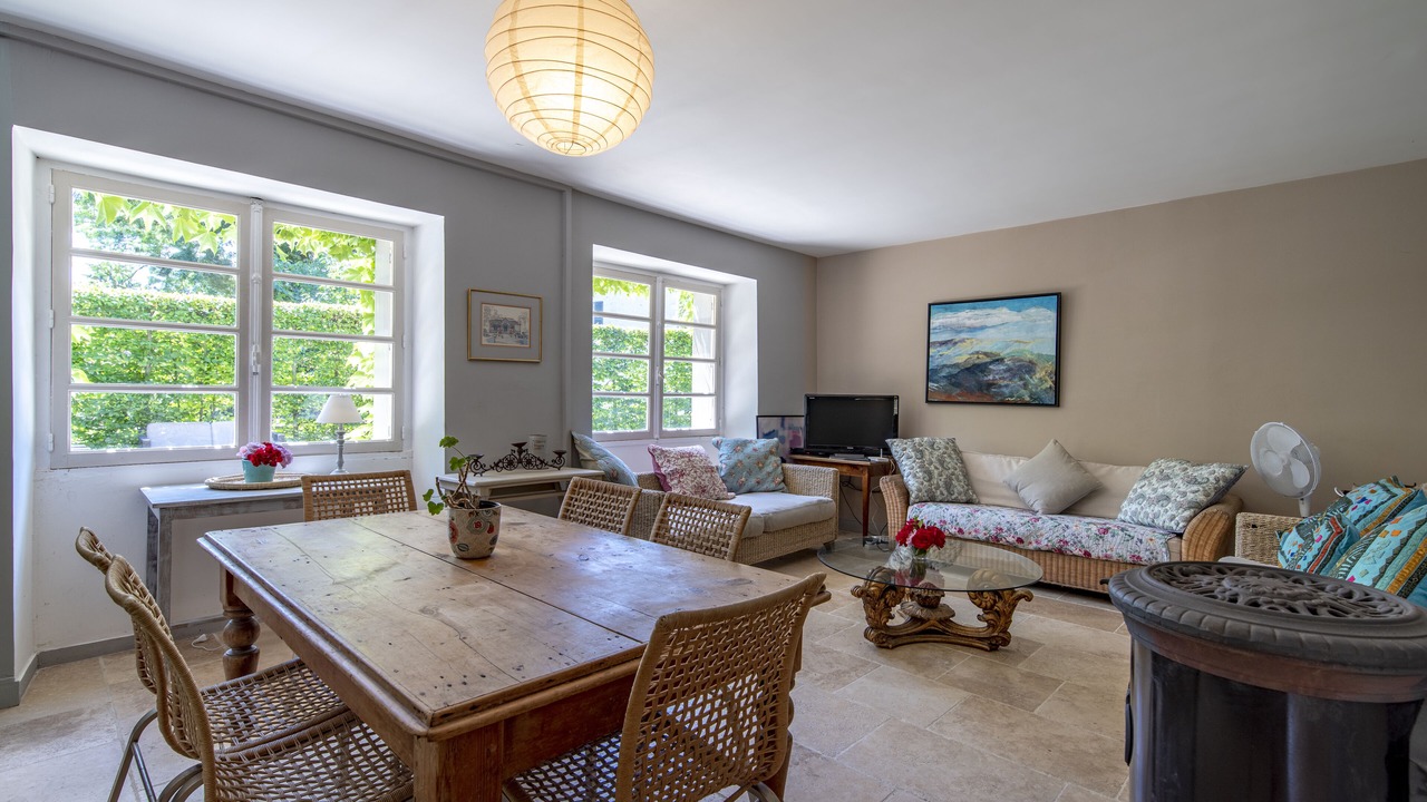 Photo of Livingroom in Montreal