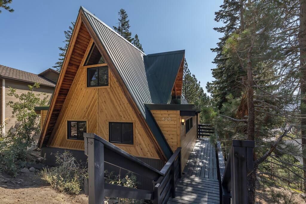 Photo of Outdoor in Mammoth Lakes