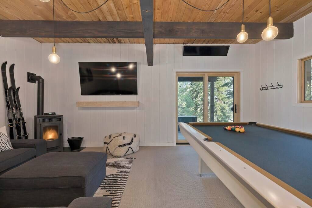 Photo of Bedroom in Mammoth Lakes
