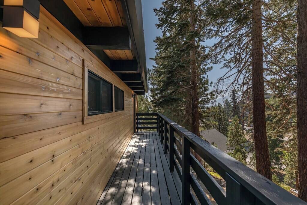 Photo of Patio Balcony in Mammoth Lakes