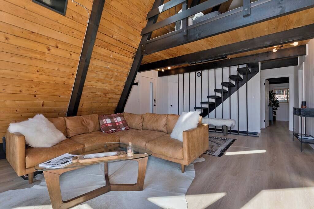 Photo of Livingroom in Mammoth Lakes