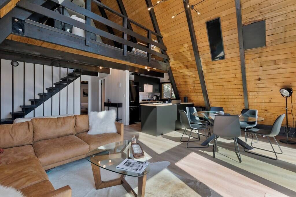 Photo of Livingroom in Mammoth Lakes